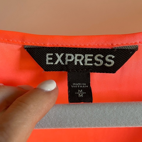 Express Satin Gramercy Tee in Neon Orange - SZ M - Picture 4 of 5